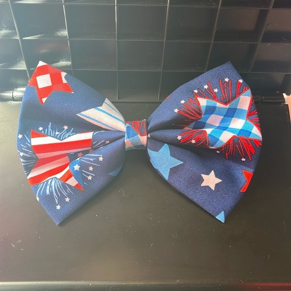 Patriotic bow - Picture 1 of 4